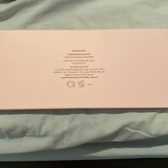 Wander Beauty Trailblazer Eyeshadow Palette - Picture 5 of 5
